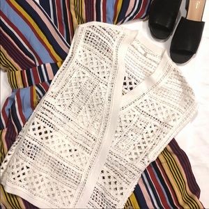 ⫸Anthropologie Knitted & Knotted Vest Ivory